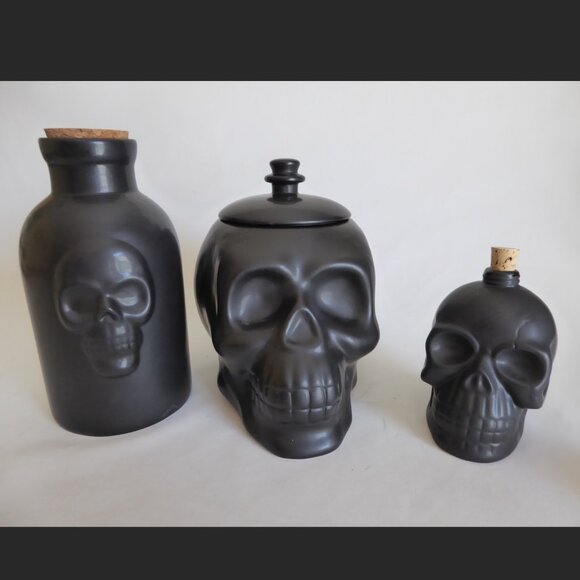 10 Strawberry Street,“Whimsical Cupboard Other - NEW GOTHIC HALLOWEEN BLACK SKULL CERAMIC LIDDED COOKIE JAR & CANISTERS SET